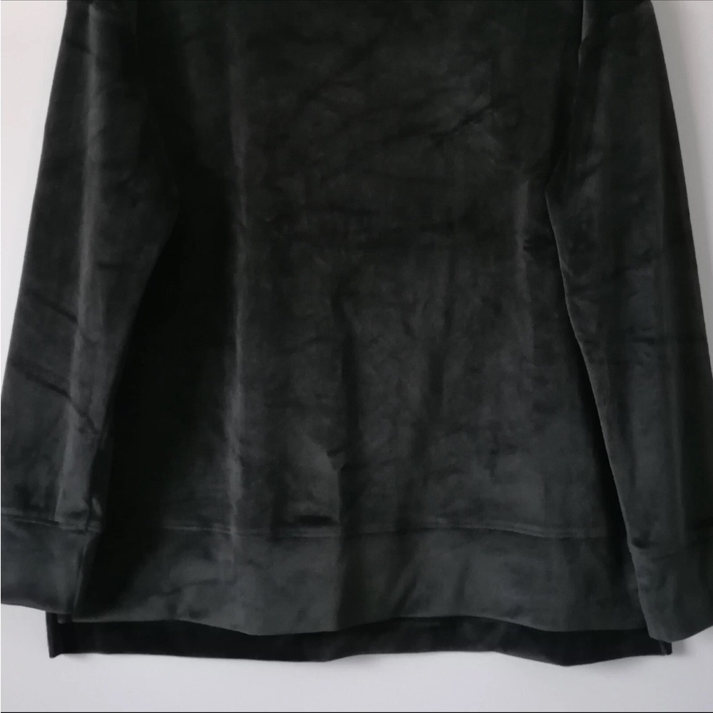 32 Degrees Heat Cool Women's Black Crew Neck Velvet Pullover Sweatshirt Size XL - Picture 3 of 4